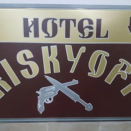 ホテル Riskyoff バンスコ